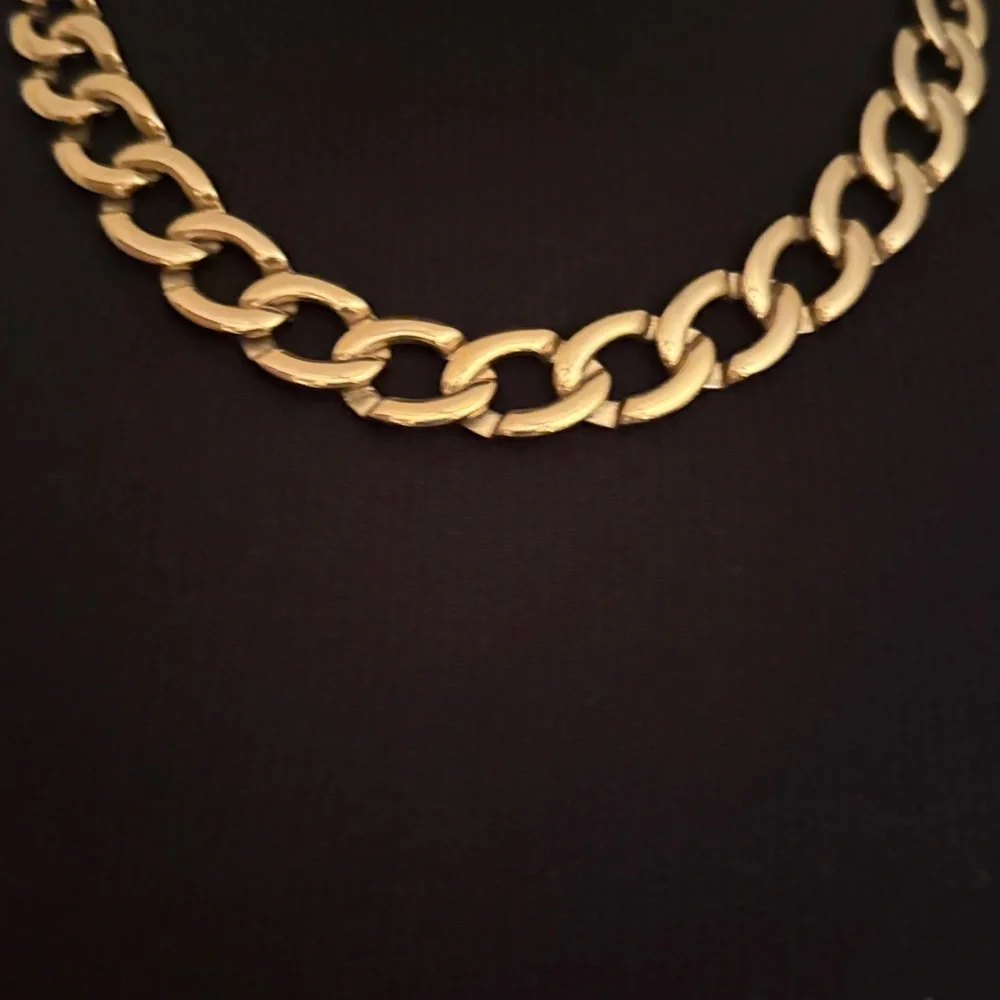 Vintage Monet Gold Tone Chain Link Necklace
